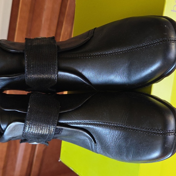 Hotter Tamara Black Leather Boots Made in England Women's Size 6.5 - Picture 5 of 10